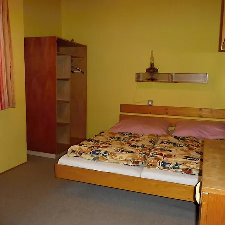 Guest house Holiday Pod Sneznikem *