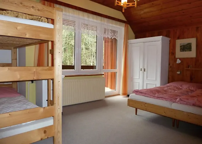 Holiday Pod Sneznikem Konukevi Dolní Morava